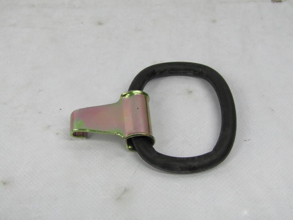 1996-2002 Toyota 4Runner Tool Box Band Rubber Hook Tie Down Retainer Assembly