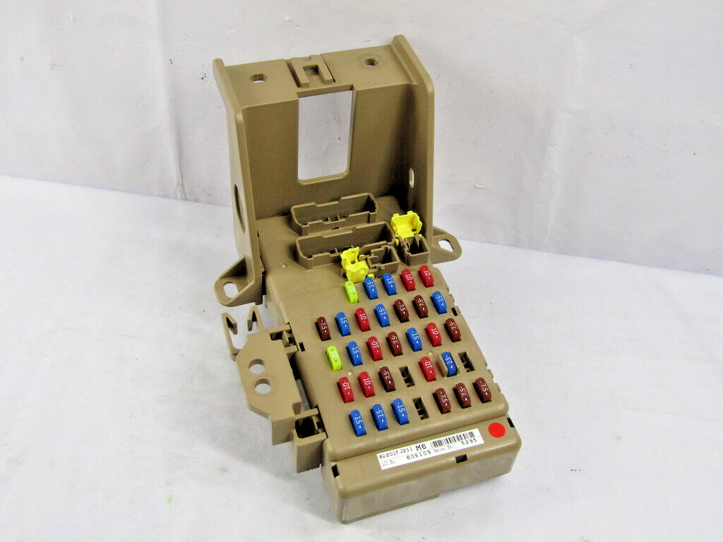 2017-2018 Subaru Forester Junction Block Fuse Box 82201FJ211 OEM