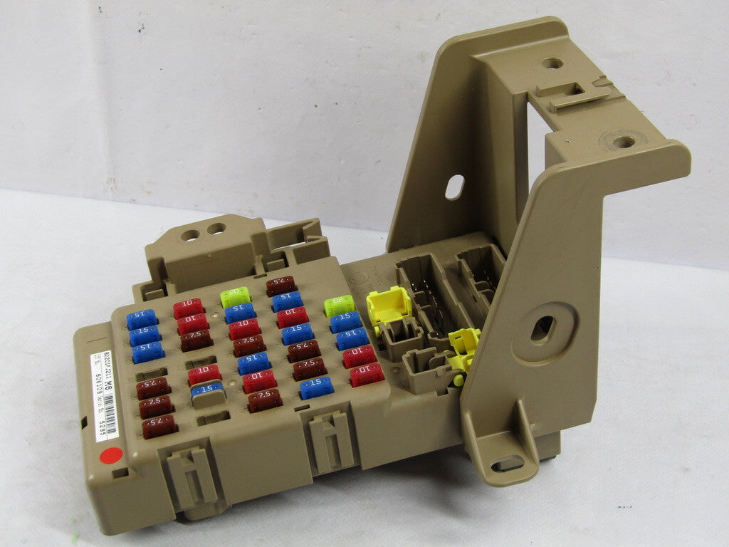 2017-2018 Subaru Forester Junction Block Fuse Box 82201FJ211 OEM
