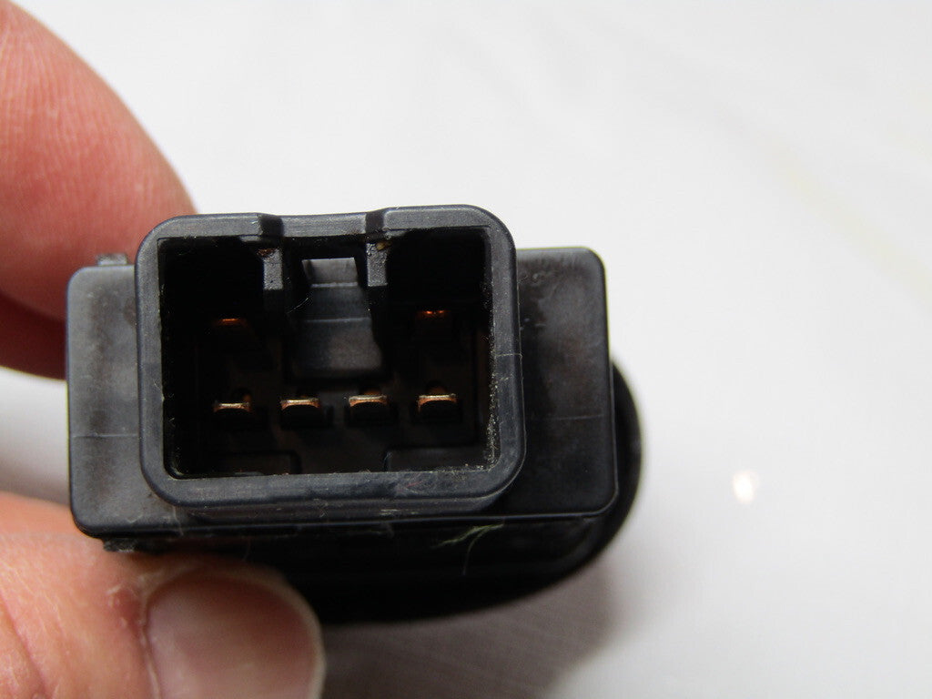 2001-2007 Toyota Sequoia 2000-2006 Tundra Lefts Heated Seat Switch
