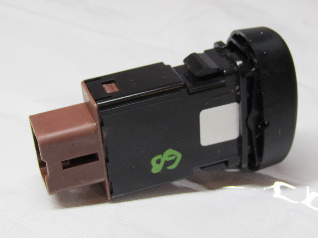 2001-2007 Toyota Sequoia 2000-2006 Tundra Right Heated Seat Switch OEM