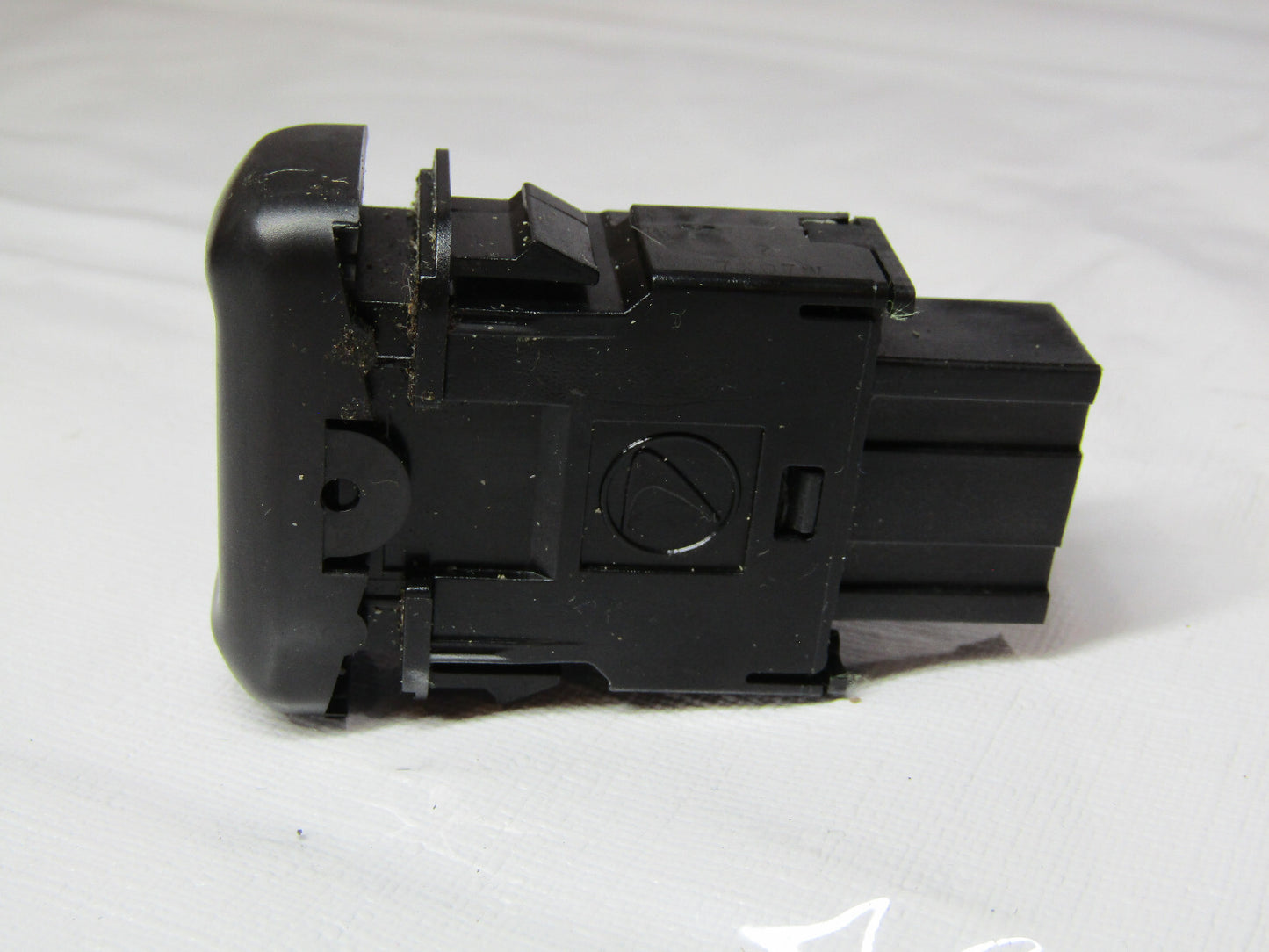 1998-1999 Subaru Legacy Outback Right Seat Heater Warmer Switch OEM