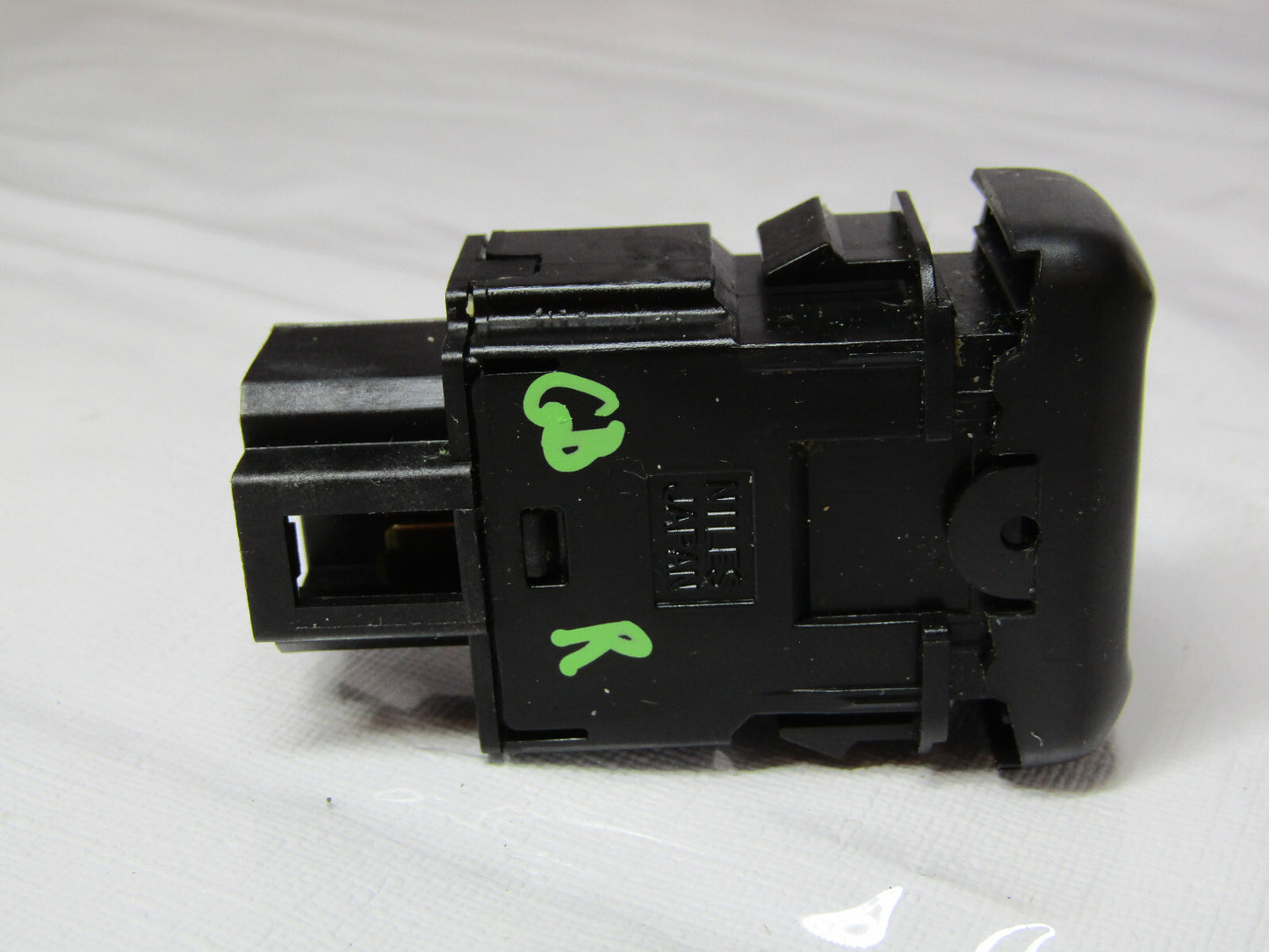 1998-1999 Subaru Legacy Outback Right Seat Heater Warmer Switch OEM