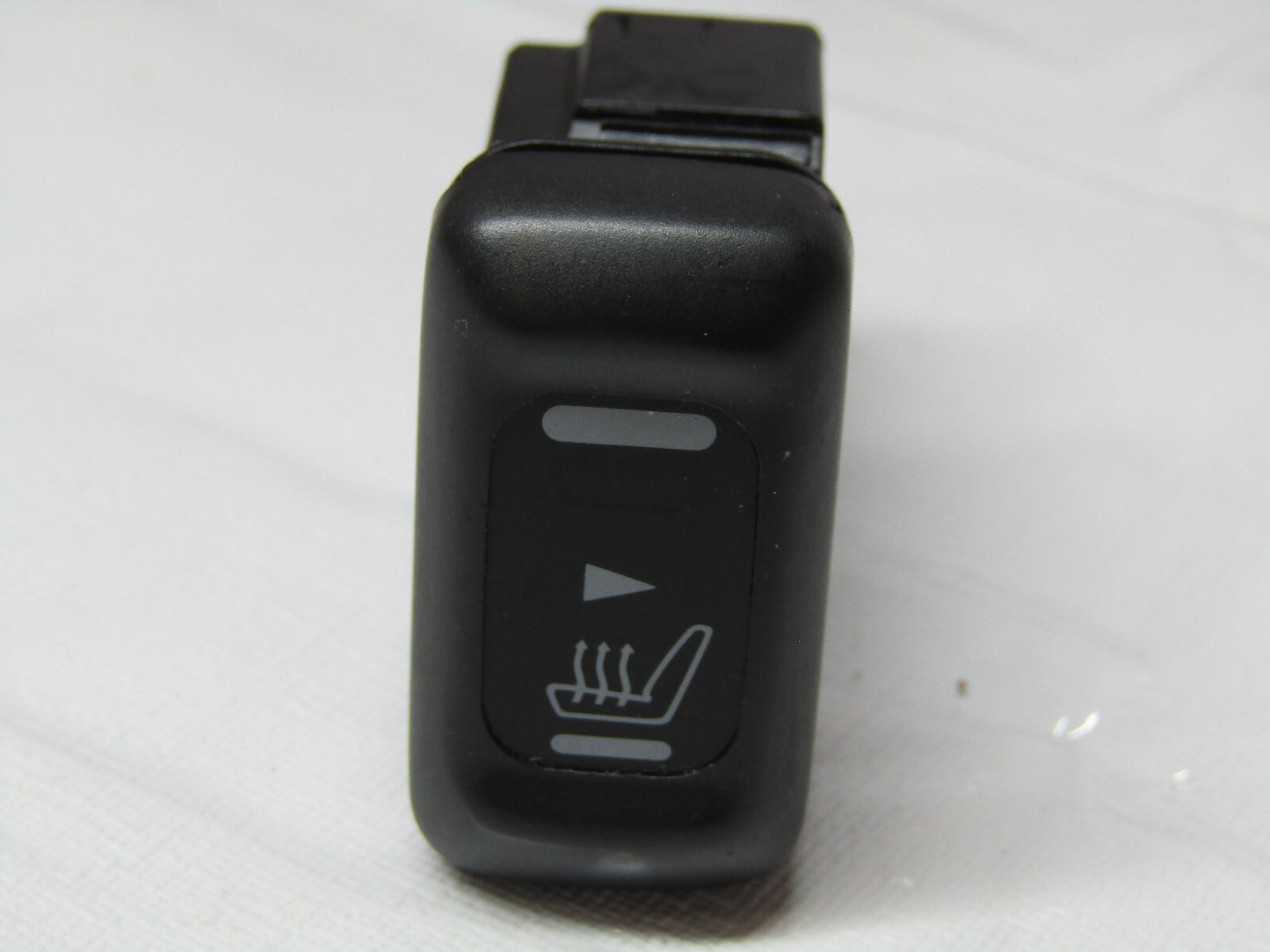 1998-1999 Subaru Legacy Outback Right Seat Heater Warmer Switch OEM