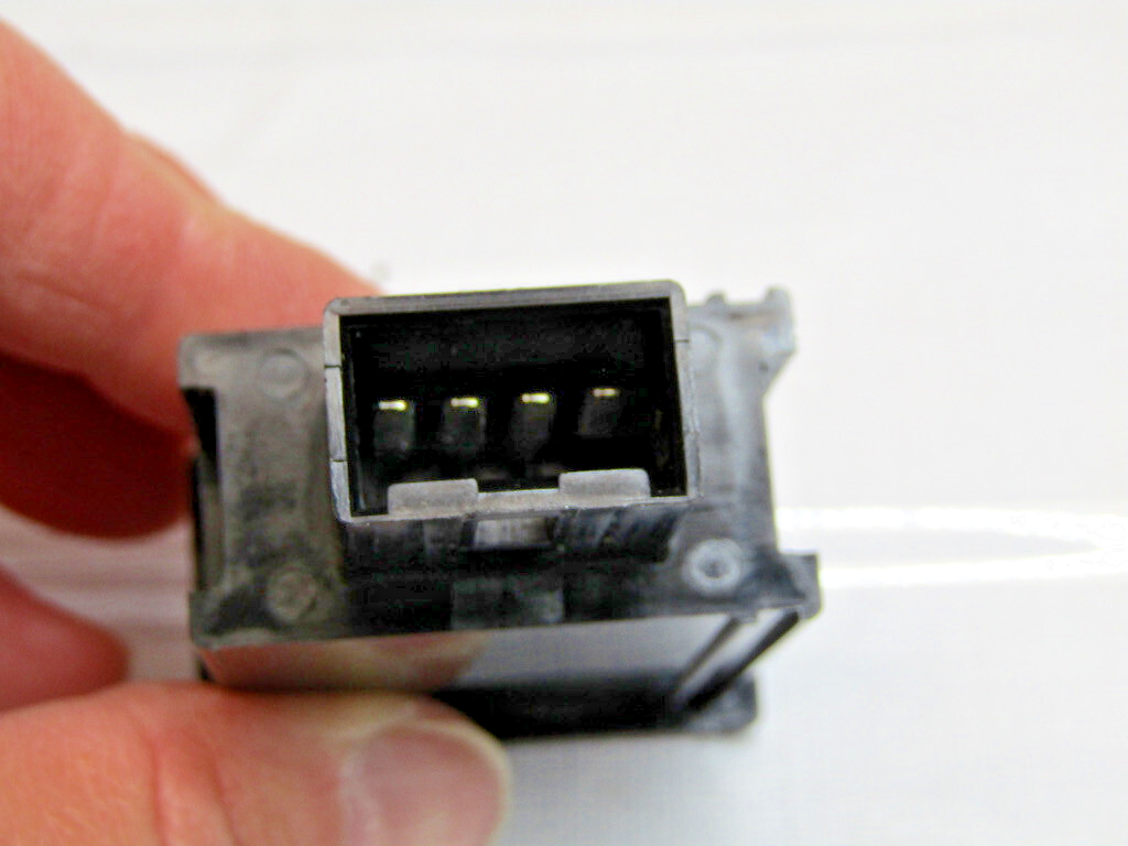1996-2004 Toyota Tacoma 4Runner Pwr Ect Power Transmission Control Switch Button