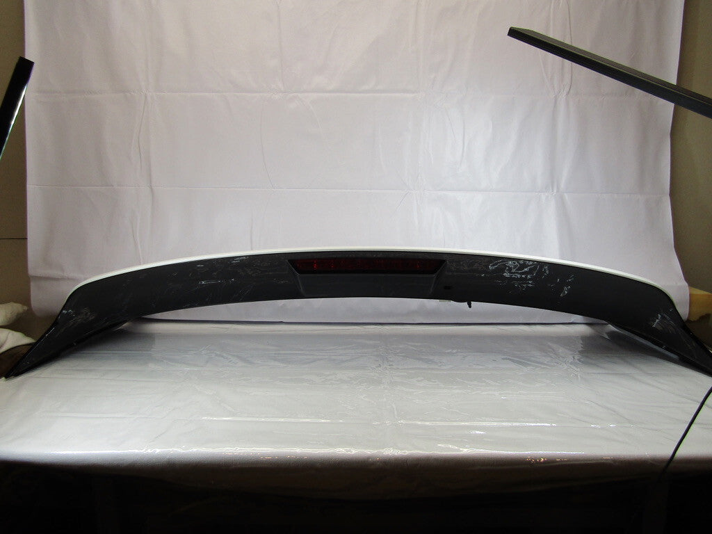 2017-2022 Kia Sportage Rear Spoiler W 3rd Brake Light 87210D9000 White UD