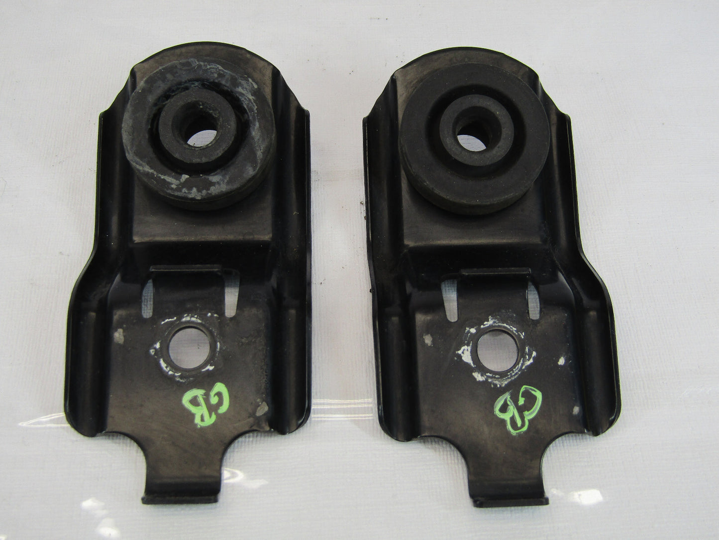 2003-2008 Subaru Forester Radiator Upper Support Bracket Set 45124SA000 OEM