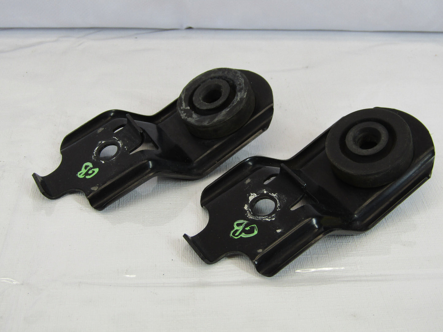 2003-2008 Subaru Forester Radiator Upper Support Bracket Set 45124SA000 OEM