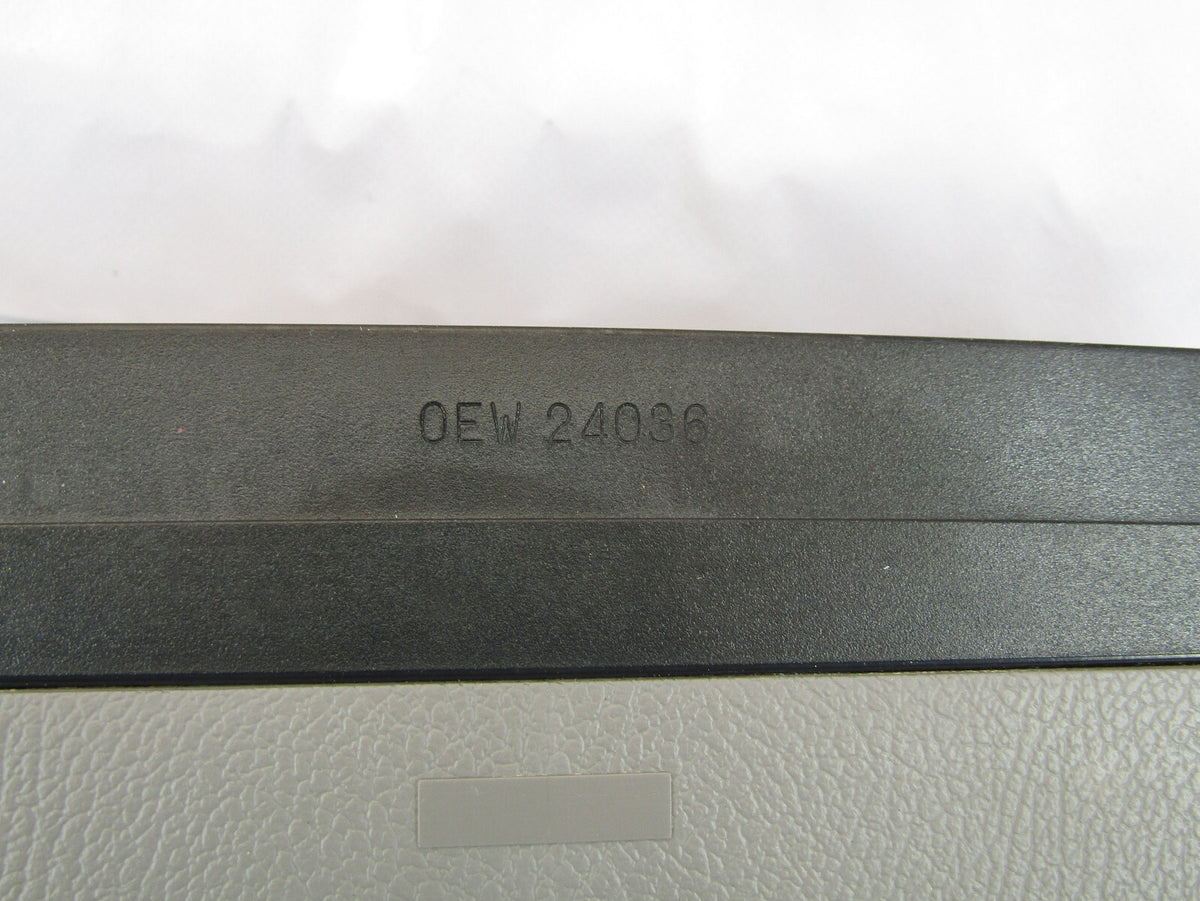 2003-2005 Subaru Forester High Mount Third Brake Light Lamp Gray OEM 84701FC030E