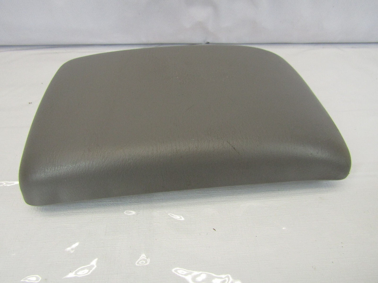 2003-2008 Subaru Forester Center Console Lid Arm Rest Armrest Gray OEM