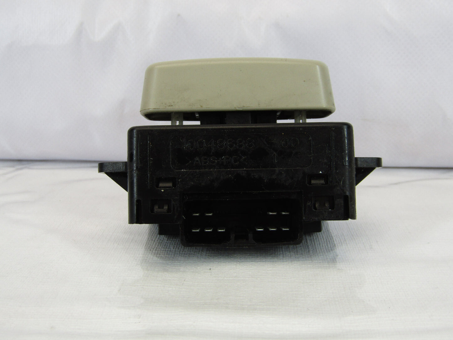 2010-2014 Subaru Outback Left Seat Control Switch Beige AA911880 OEM