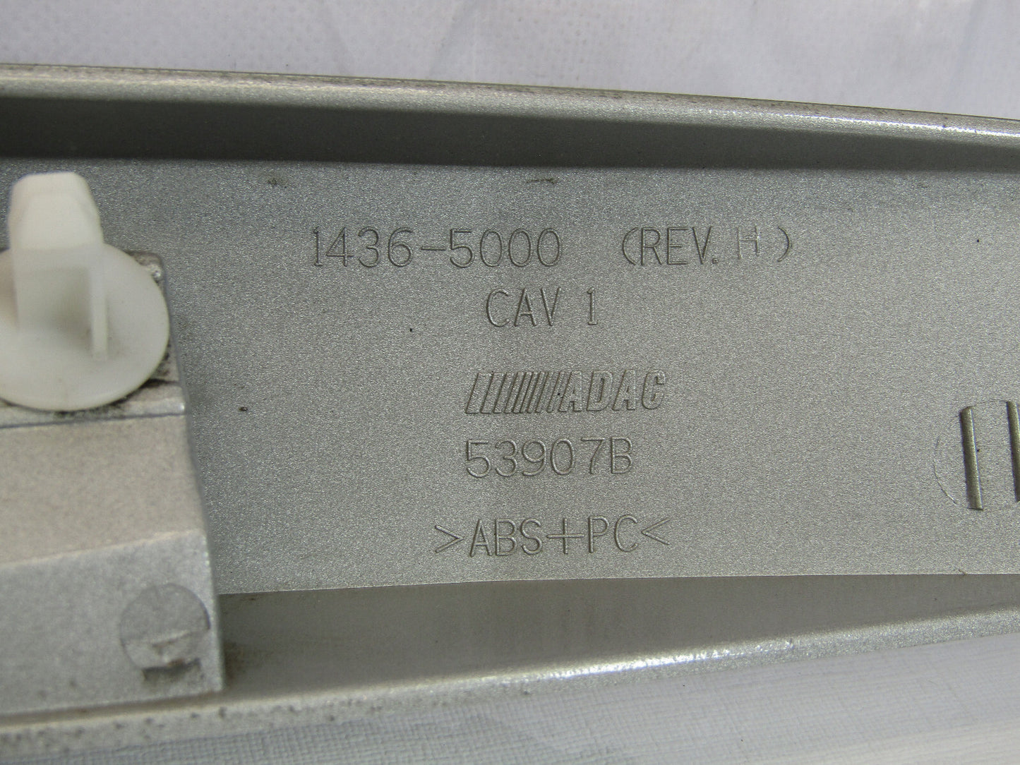 2005-2010 Jeep Grand Cherokee Limited Liftgate Hatch Handle Silver Psb Trim OEM
