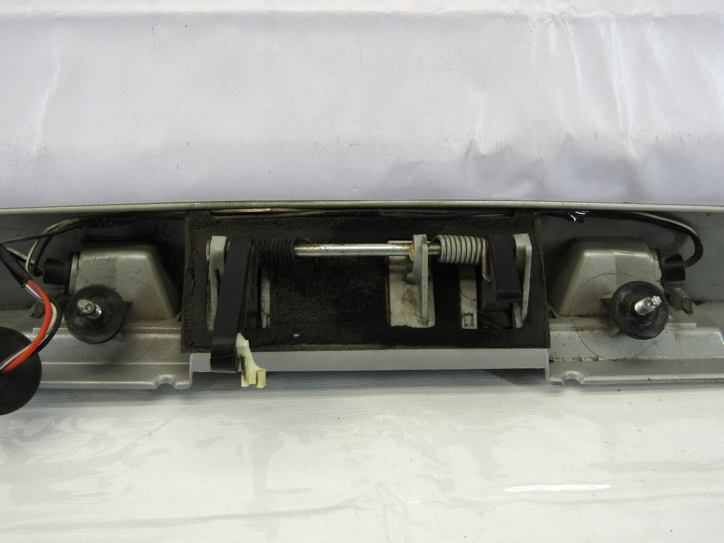 2005-2010 Jeep Grand Cherokee Limited Liftgate Hatch Handle Silver Psb Trim OEM