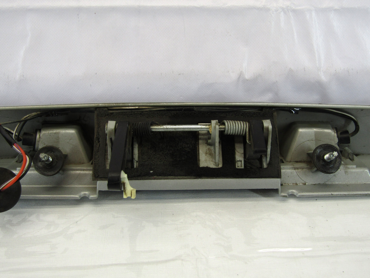 05-10 Jeep Grand Cherokee Limited Liftgate Hatch Handle Psb Trim OEM 53907B
