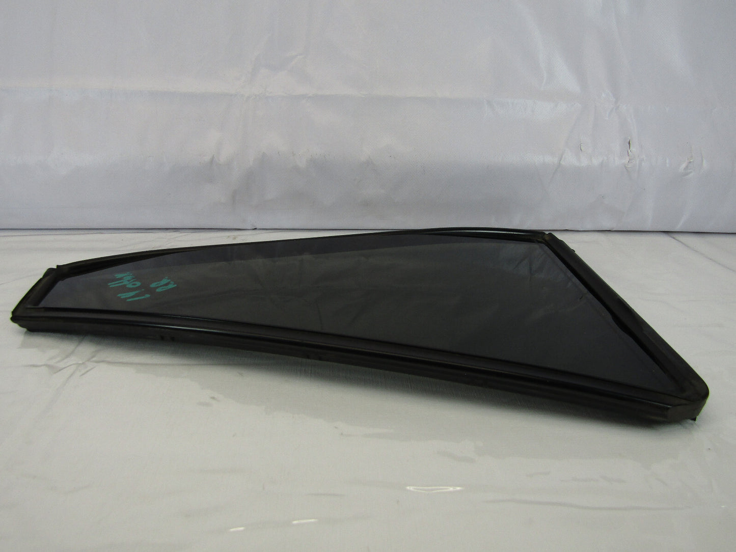 2010-2014 Subaru Outback Rear Right Door Quarter Partition Window Glass Tinted