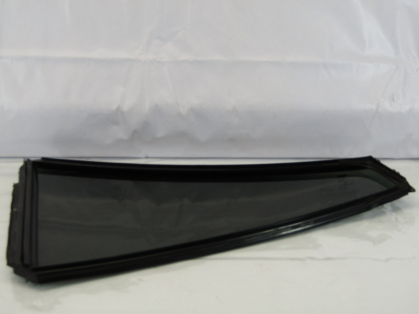 2010-2014 Subaru Outback Rear Left Door Quarter Partition Window Glass Tinted