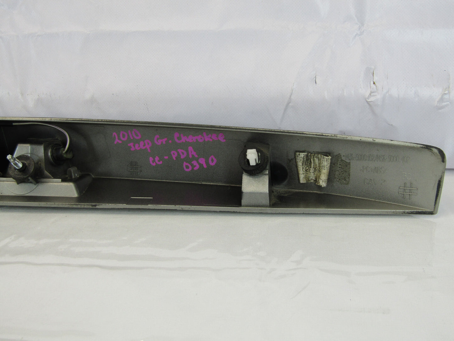 2008-2011 Jeep Grand Cherokee Laredo Liftgate Hatch Handle Gray Cc:pda Trim OEM
