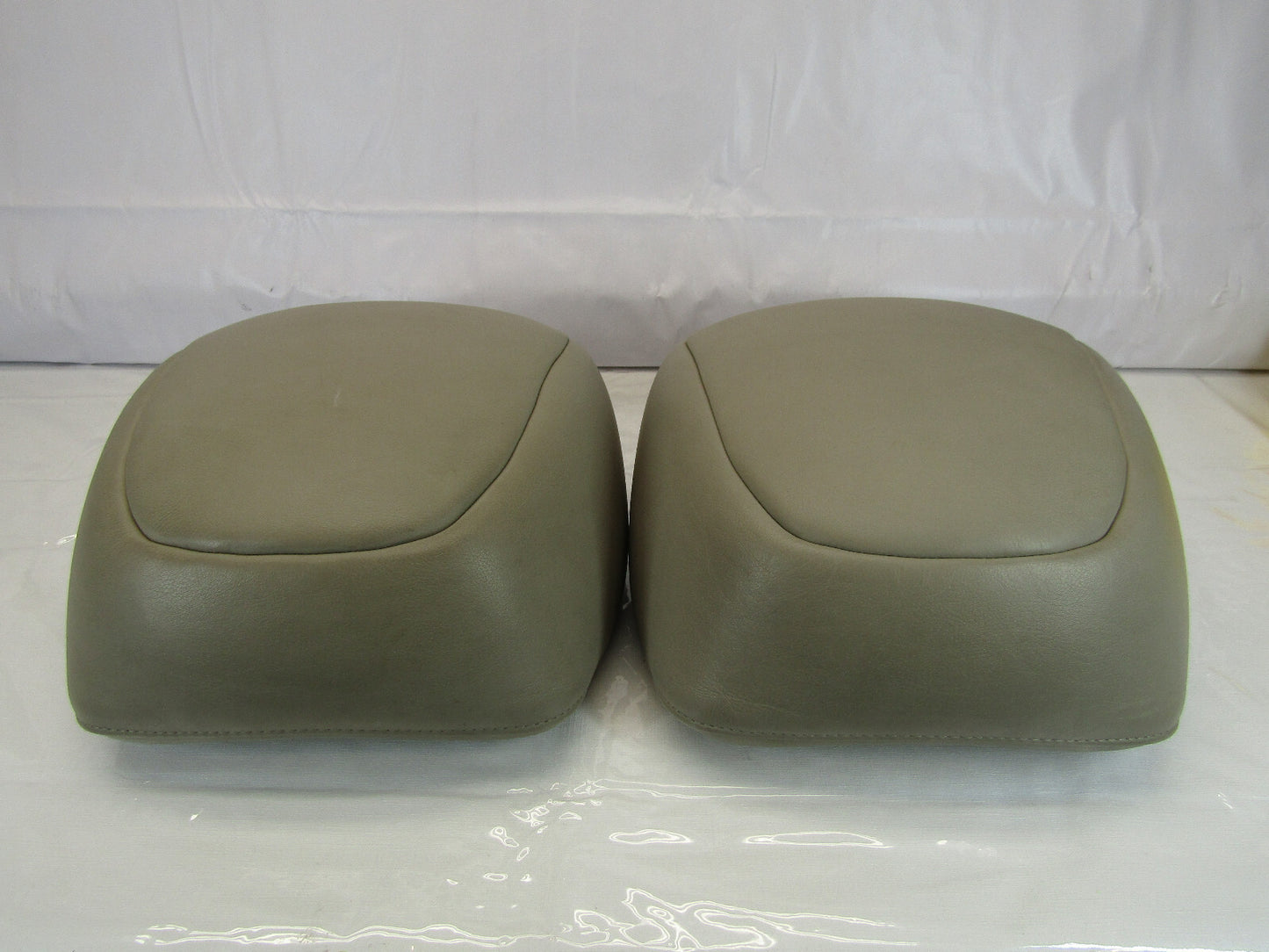 2005-2009 Subaru Outback Front Seat Head Rests Headrests Pair Tan Leather OEM