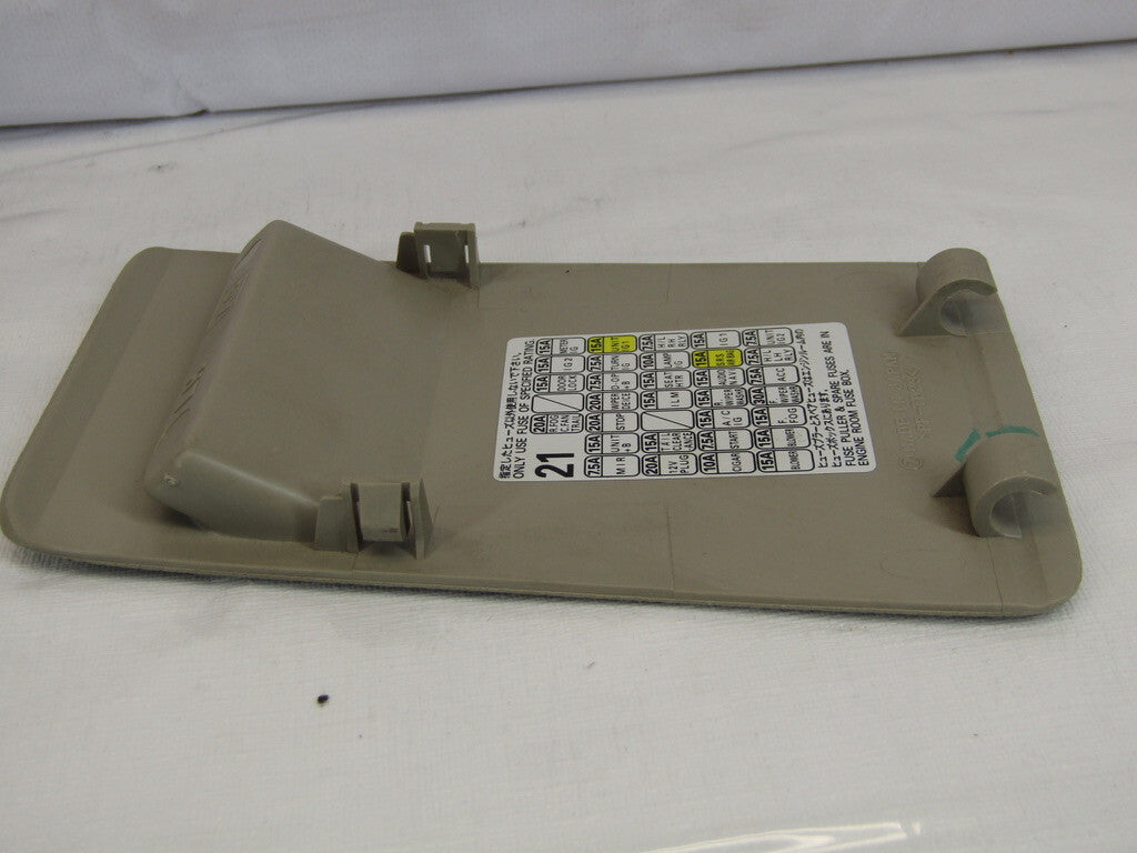 2005-2009 Subaru Outback Beige Dashboard Interior Fuse with Fuse Map Cover OEM