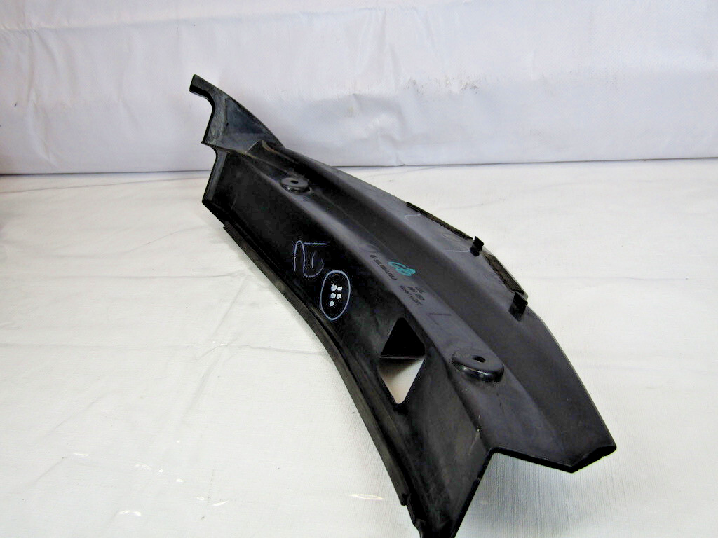 2005-2009 Subaru Outback Left Side Taillight Tail Light Lamp Trim Cover Cap OEM