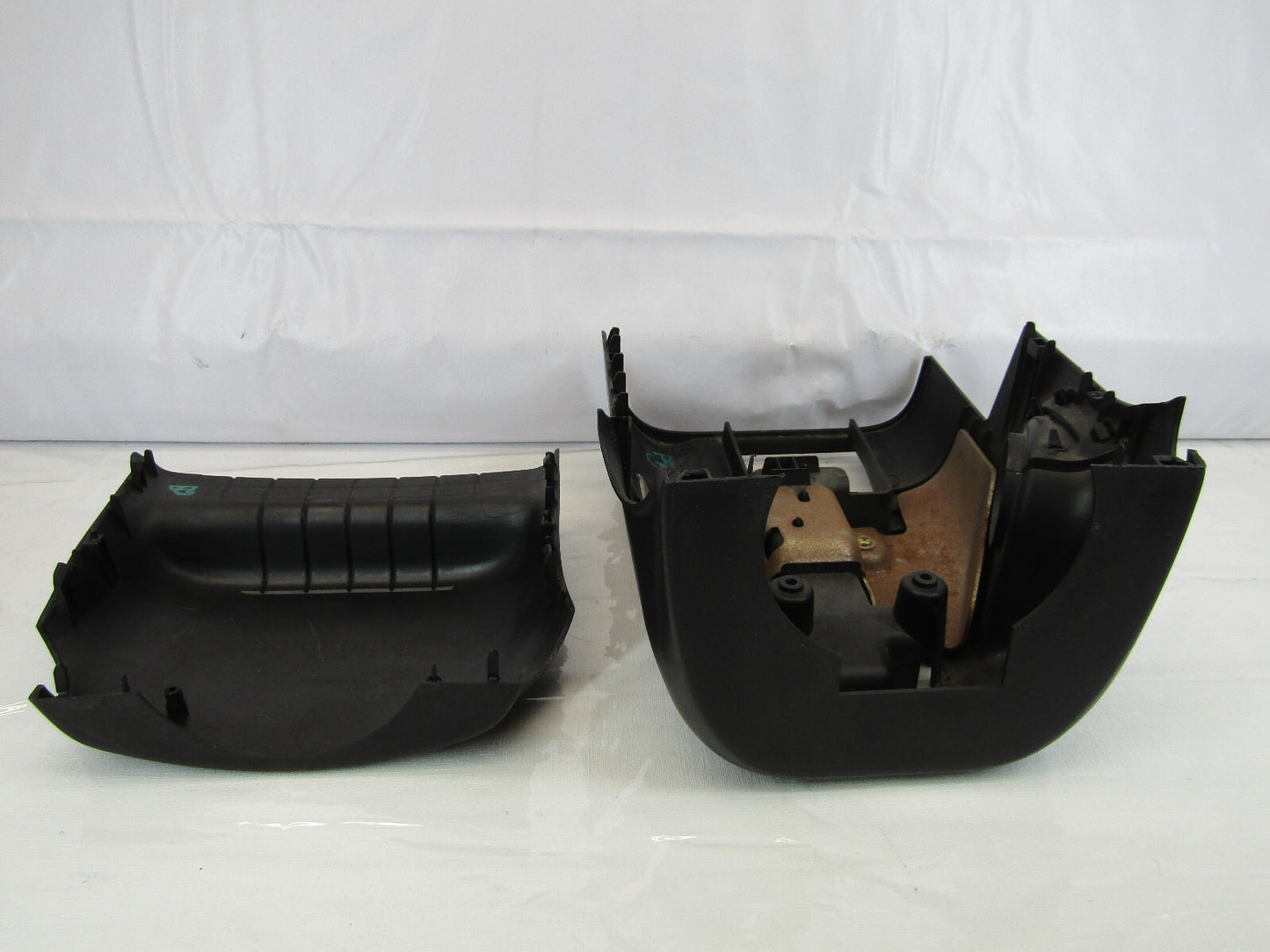 2007-2013 Mitsubishi Outlander Steering Column Shroud 8065A018 Trim Cover OEM