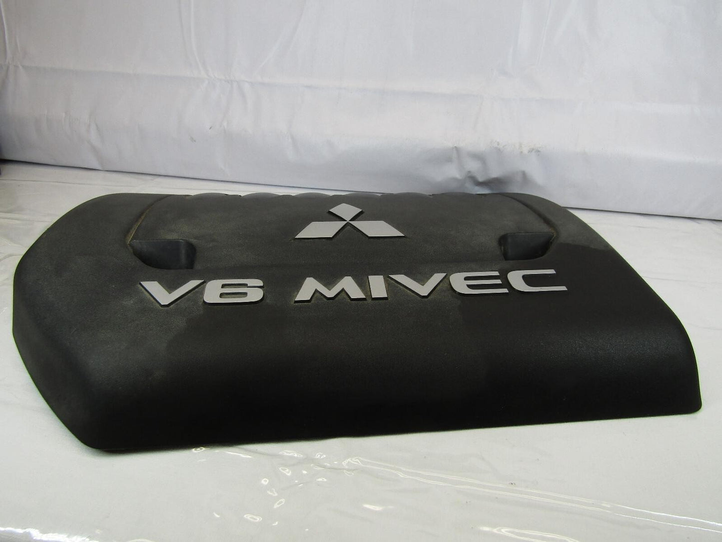 2007-2020 Mitsubishi Outlander 3.0L V6 Mivec Engine Metal Cover Trim OEM