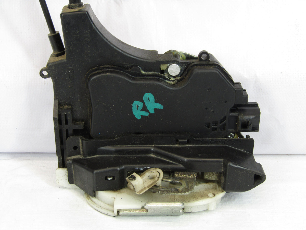 2007-2013 Mitsubishi Outlander Right Rear Door Latch Lock Actuator OEM MN145876