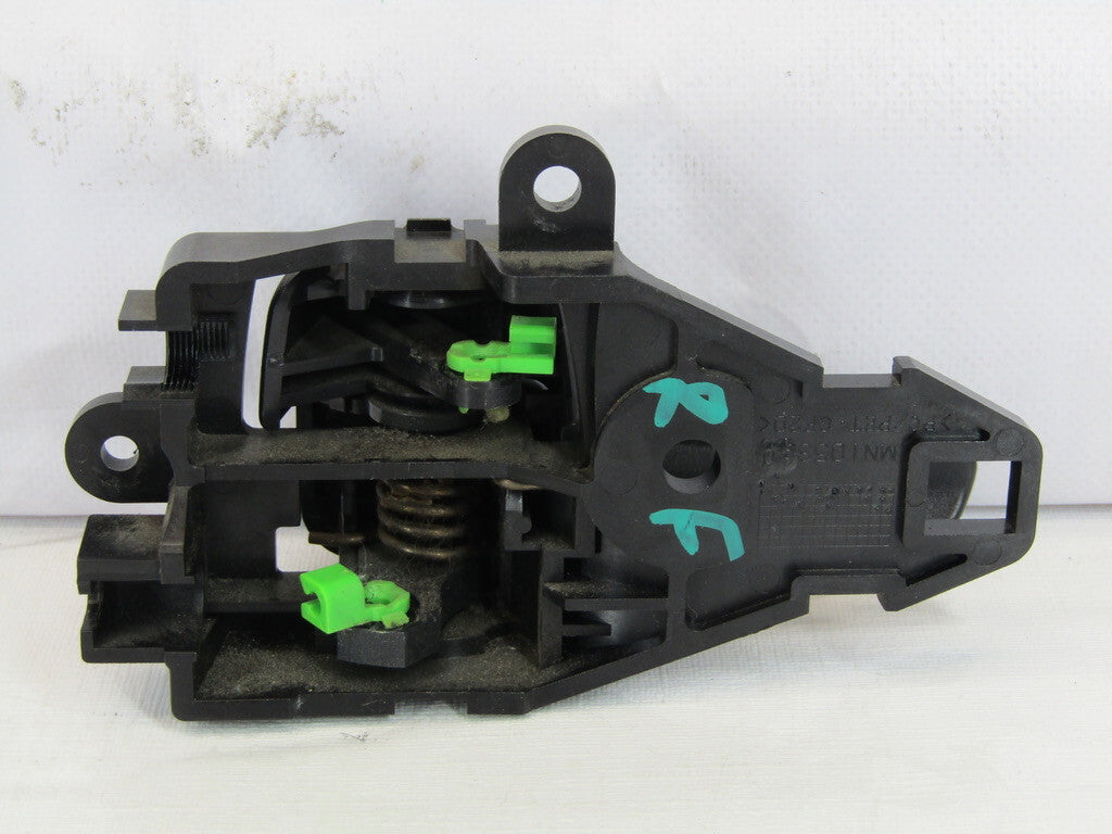 2007-2013 Mitsubishi Outlander Front Right Interior Door Handle Assembly OEM
