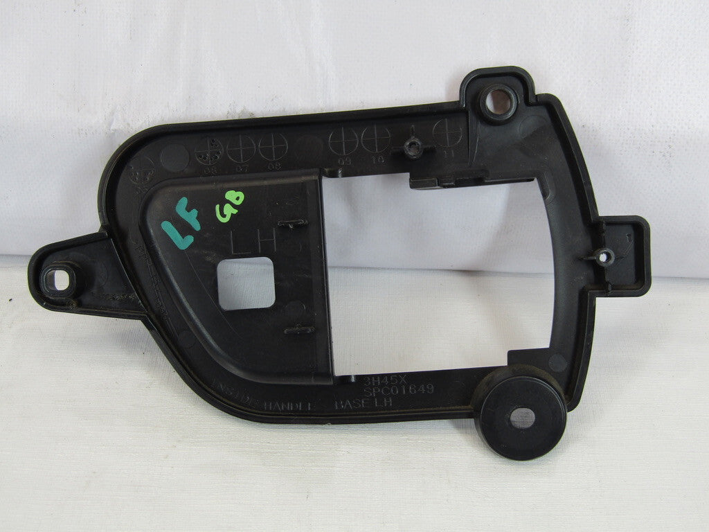 2007-2013 Mitsubishi Outlander Front Left Inner Door Handle Bezel OEM