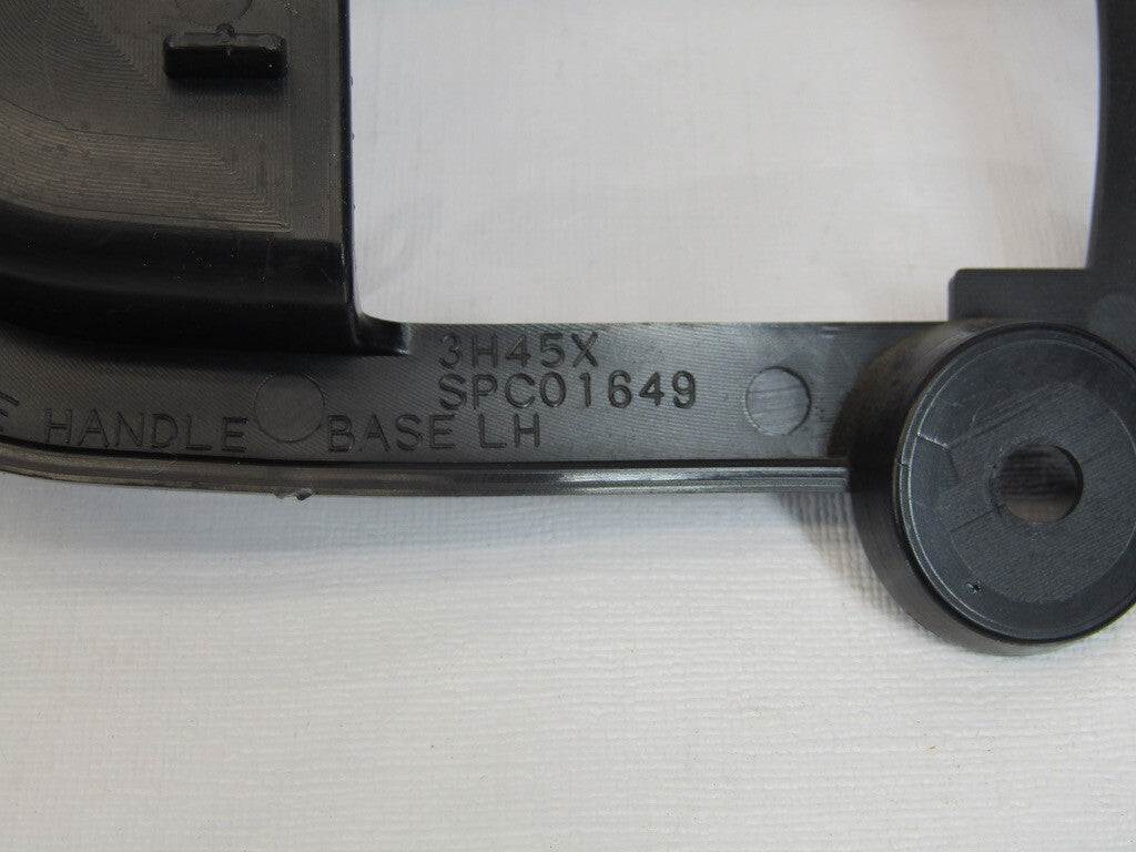 2007-2013 Mitsubishi Outlander Front Left Inner Door Handle Bezel OEM