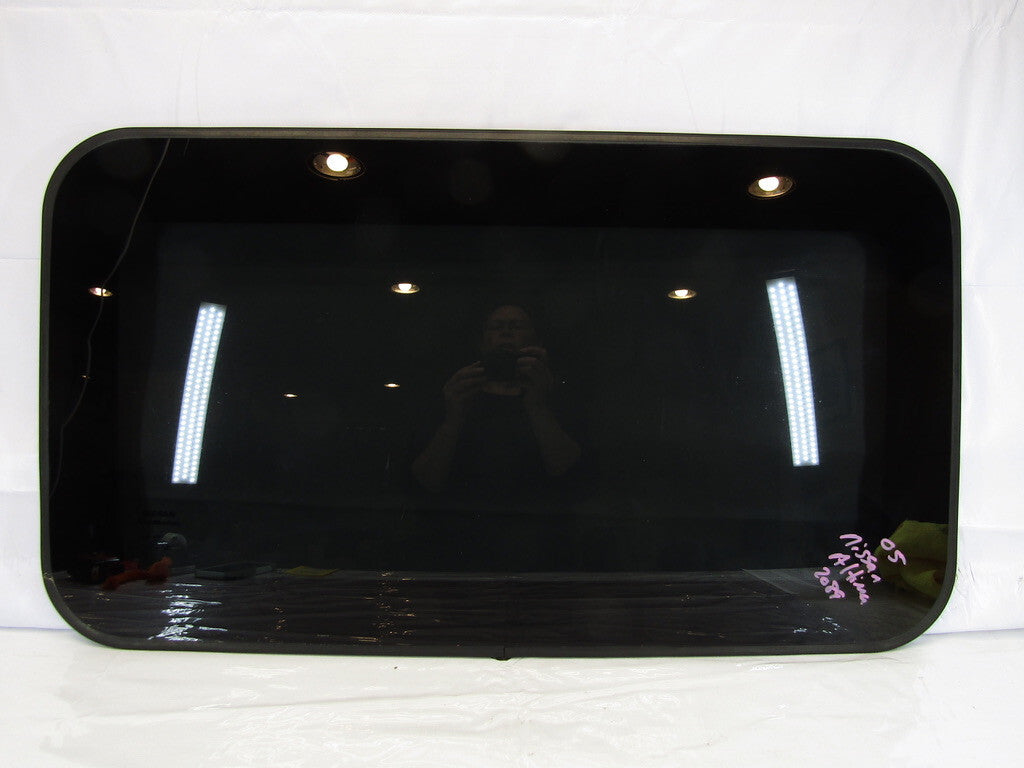 2002-2005 Nissan Altima Sun Roof Sunroof Window Glass OEM 912108j020