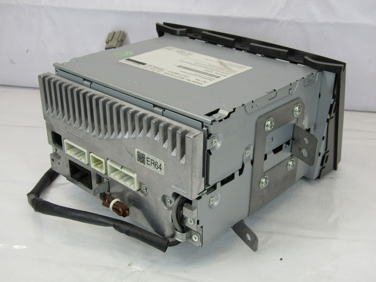 2010-2012 Subaru Legacy Sedan MP3 CD Stereo Radio Unit 86201AJ64A OEM