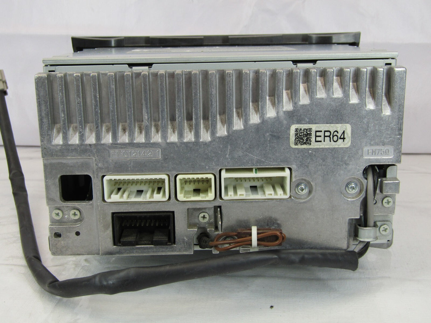 2010-2012 Subaru Legacy Sedan MP3 CD Stereo Radio Unit 86201AJ64A OEM