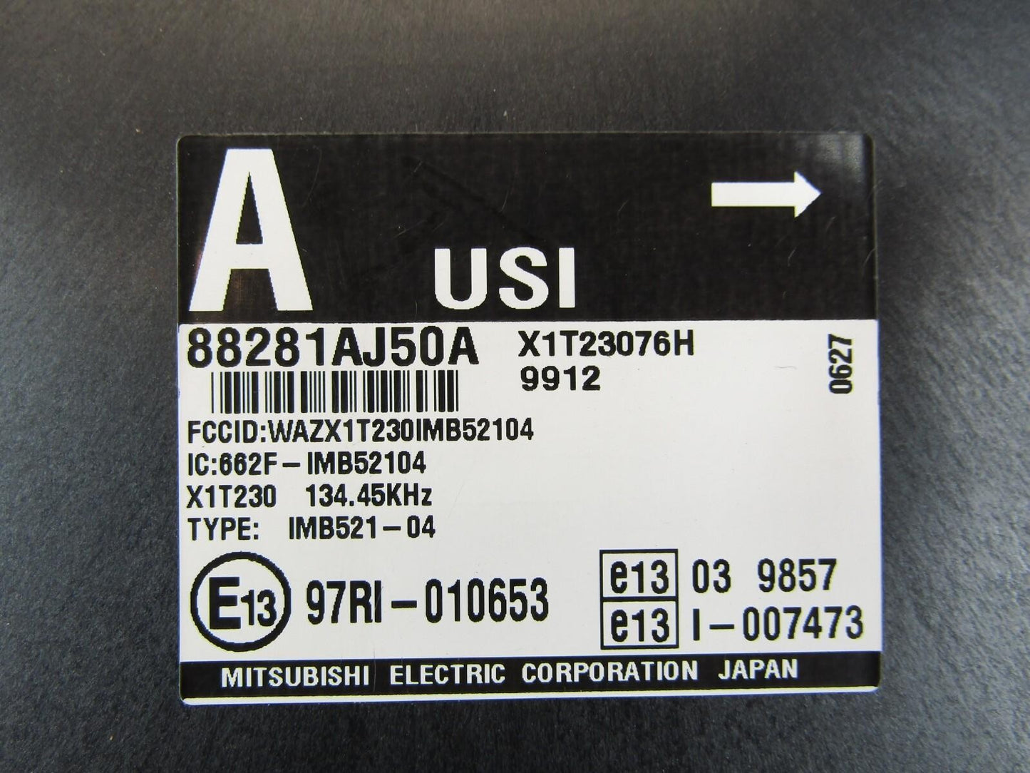2010 Subaru Legacy Anti Theft Module Integrated Unit 88281AJ50A OEM