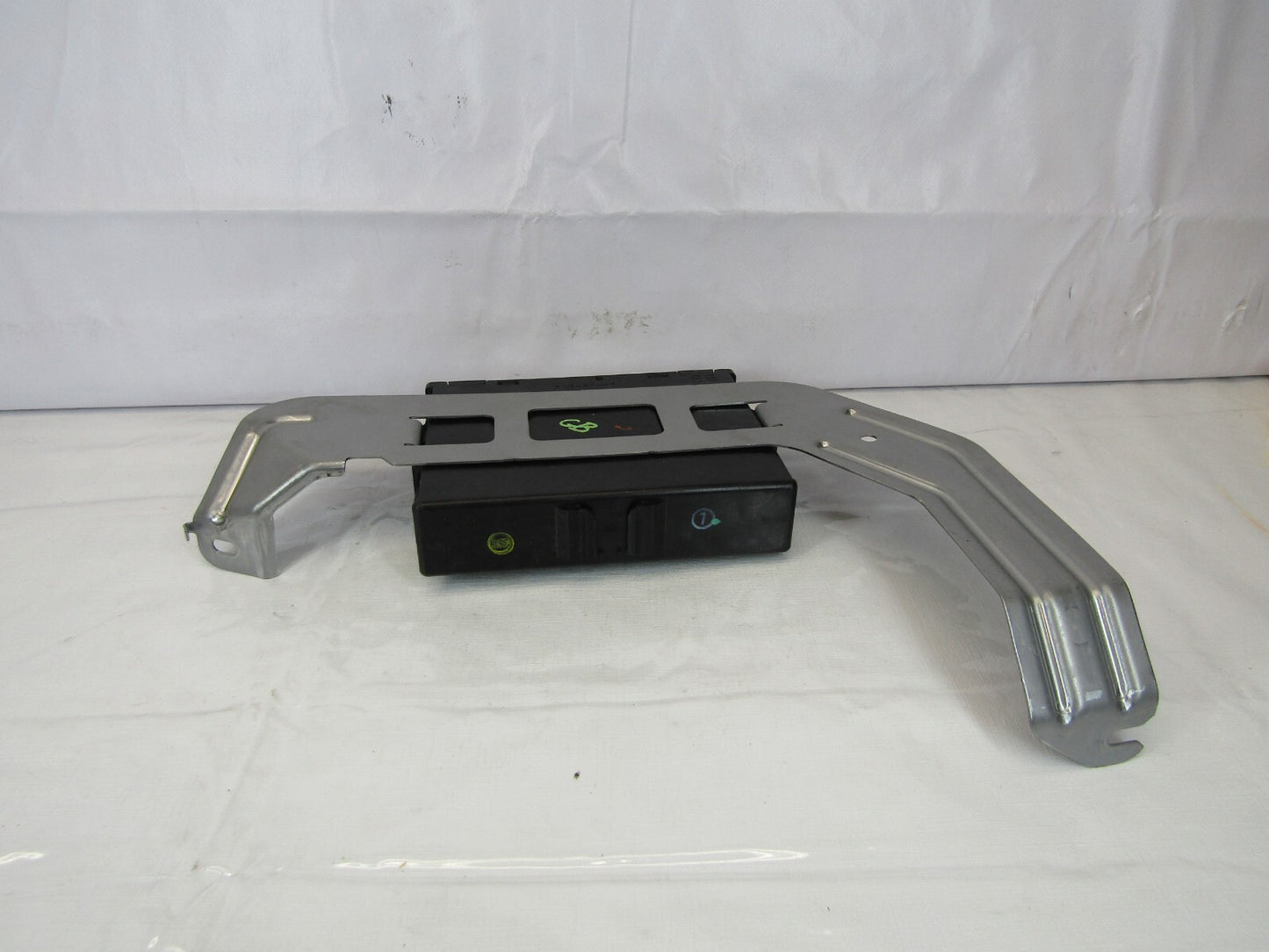 2010 Subaru Legacy or Outback 3.6L Engine Control Module Unit ECU with Bracket