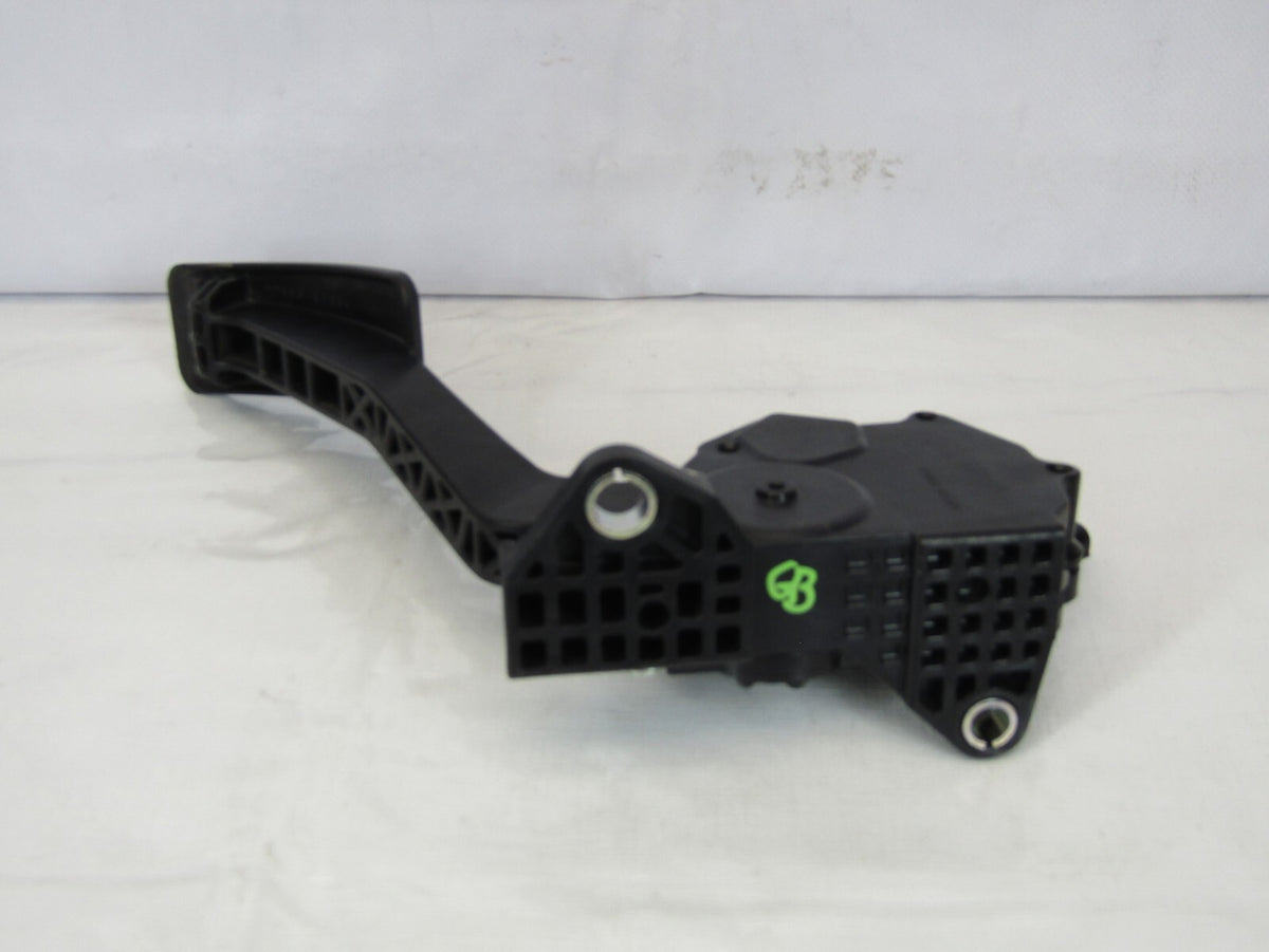 2010-2014 Subaru Legacy and Outback Accelerator Pedal Assembly OEM 36010AG140