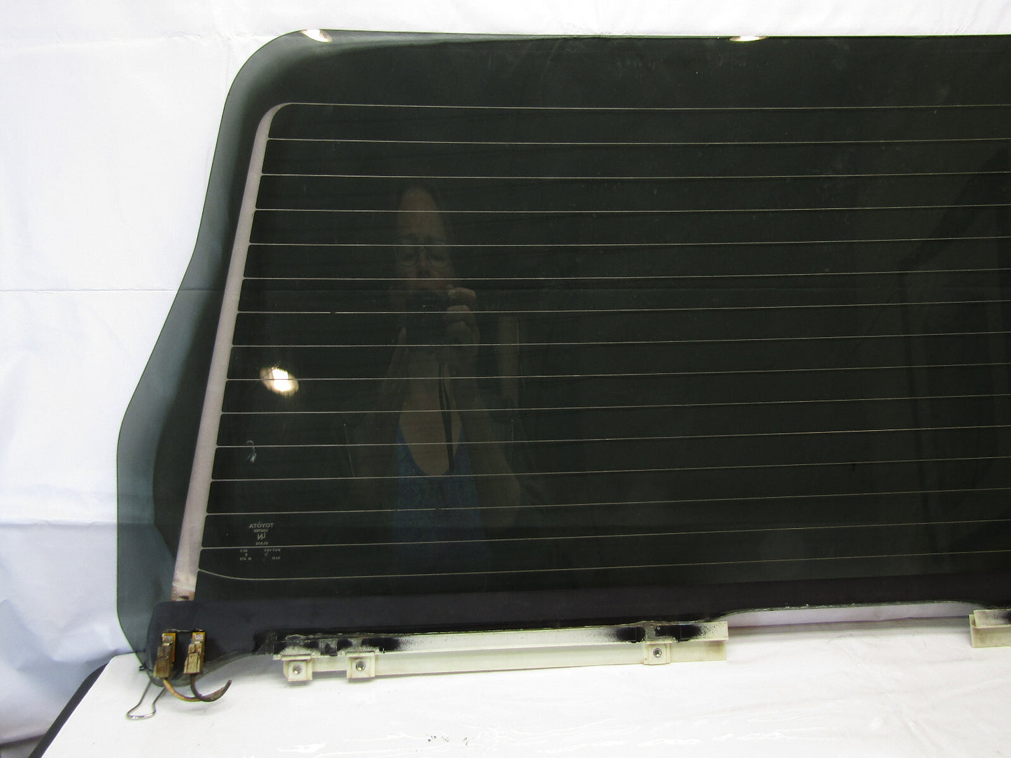 2001-2007 Toyota Sequoia Rear Hatch Tailgate Back Glass Window Tinted 681500C012