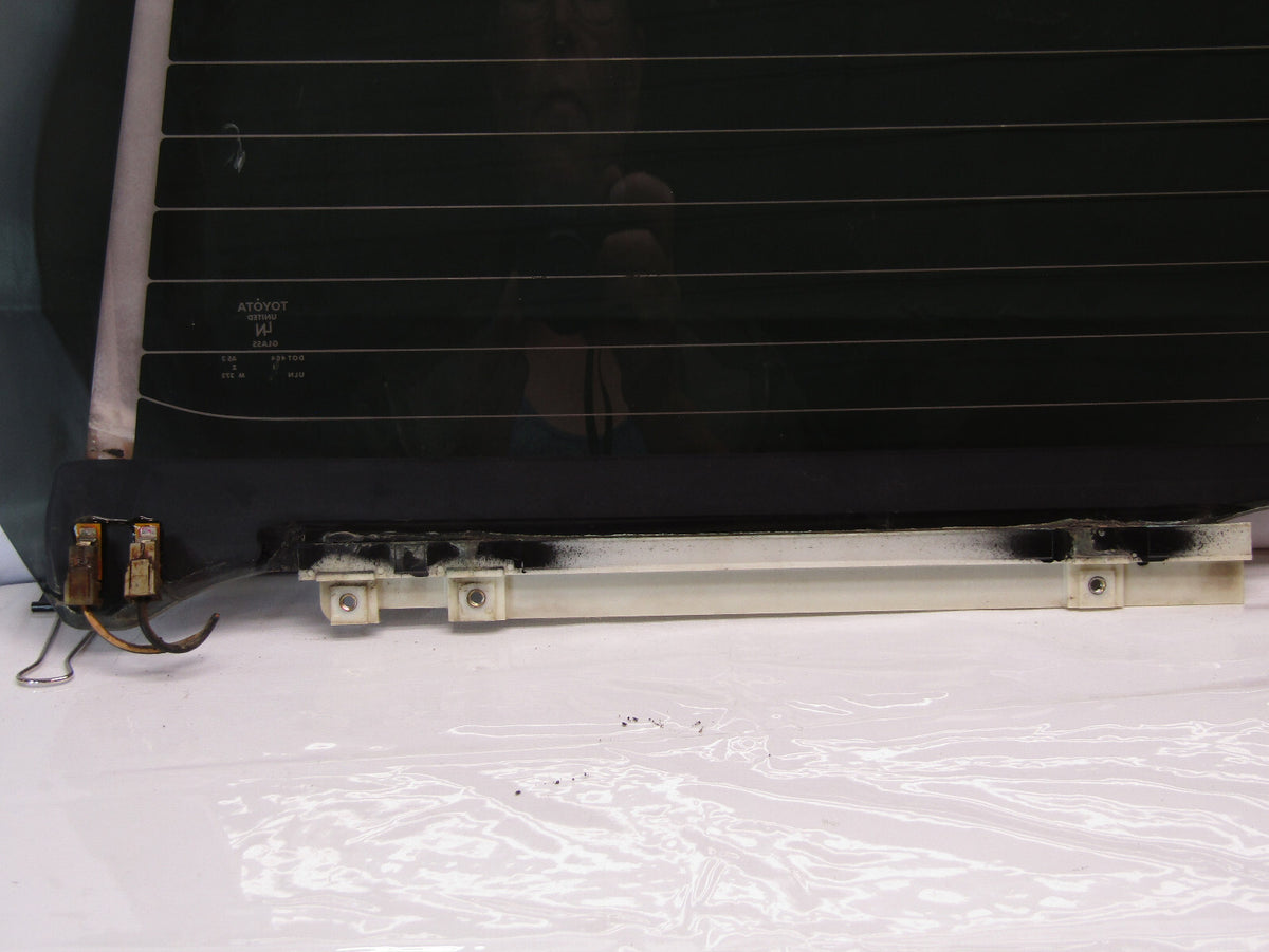 2001-2007 Toyota Sequoia Rear Hatch Tailgate Back Glass Window Tinted 681500C012