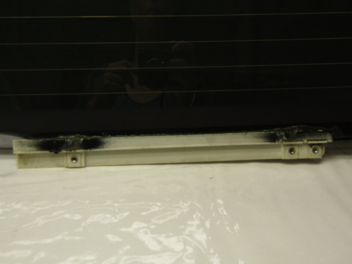 2001-2007 Toyota Sequoia Rear Hatch Tailgate Back Glass Window Tinted 681500C012