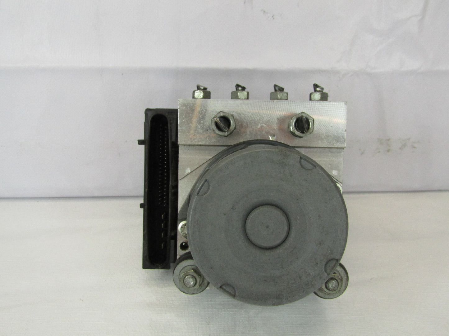 2009-2011 Subaru Impreza Control Module ABS Anti-Lock Brake Pump 27536FG011 OEM