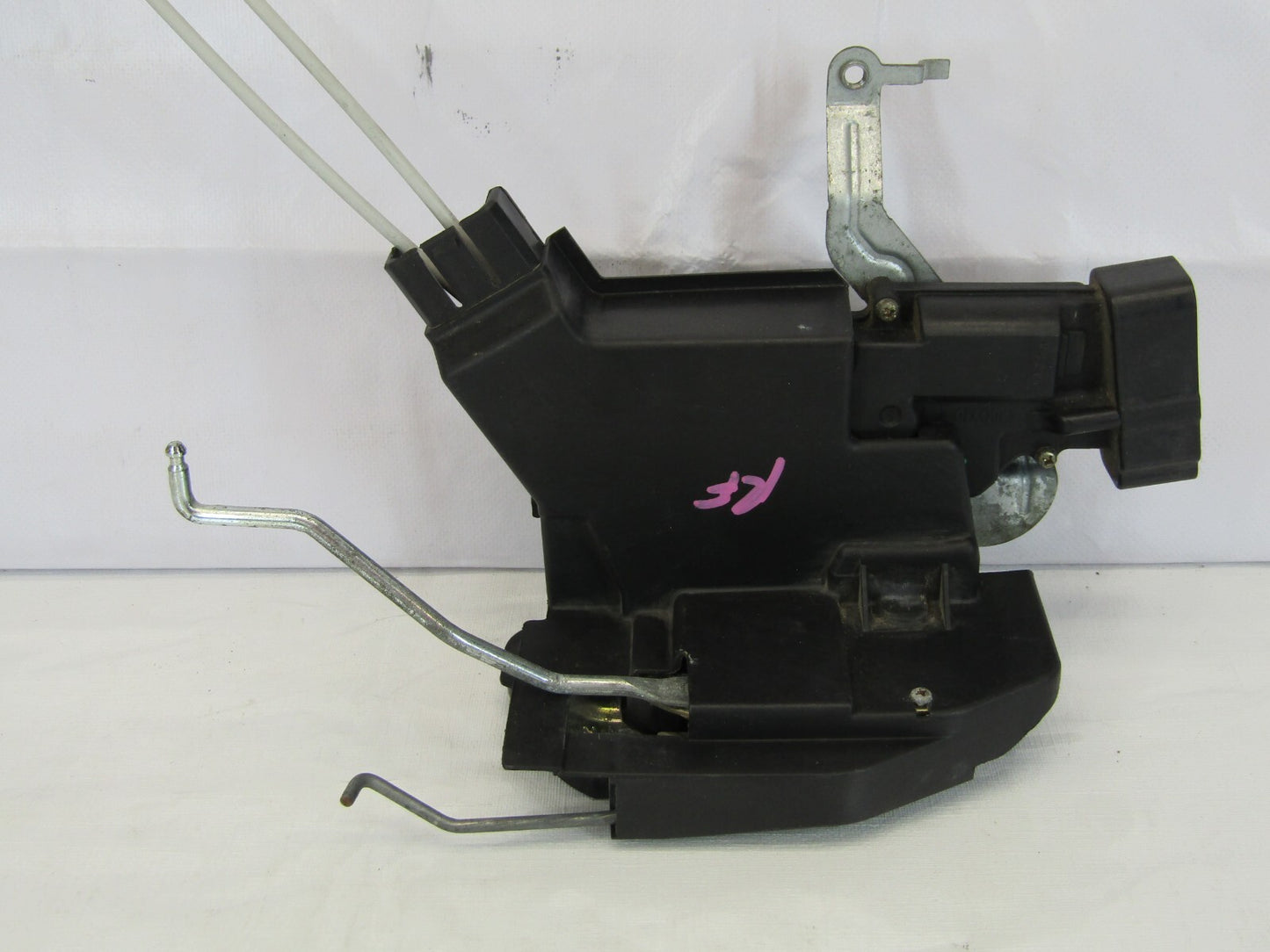 2001-2007 Toyota Sequoia Front Right Door Latch Lock Actuator OEM