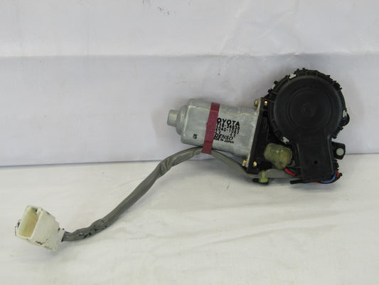 2001-2007 Toyota Sequoia Front Right Power Window Motor 85710-34030 OEM