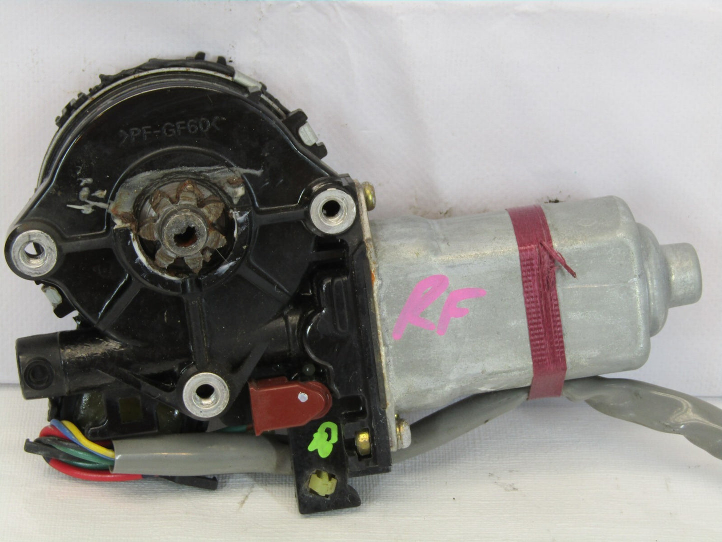 2001-2007 Toyota Sequoia Front Right Power Window Motor 85710-34030 OEM