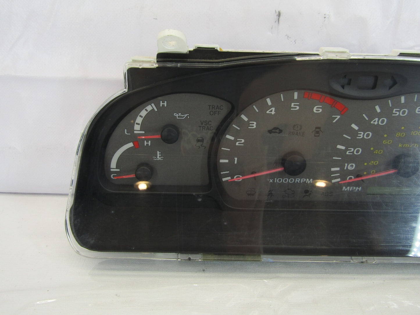 2001-2004 Toyota Sequoia Speedometer Instrument Cluster 83800-0C131 250K Miles
