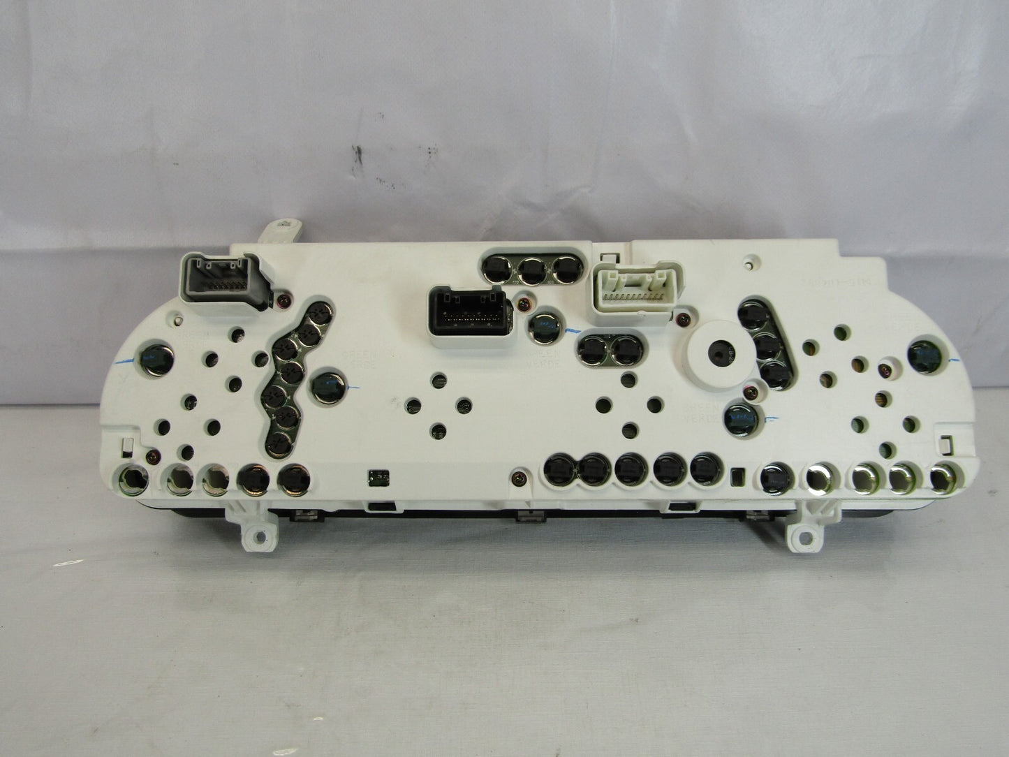 2001-2004 Toyota Sequoia Speedometer Instrument Cluster 83800-0C131 250K Miles