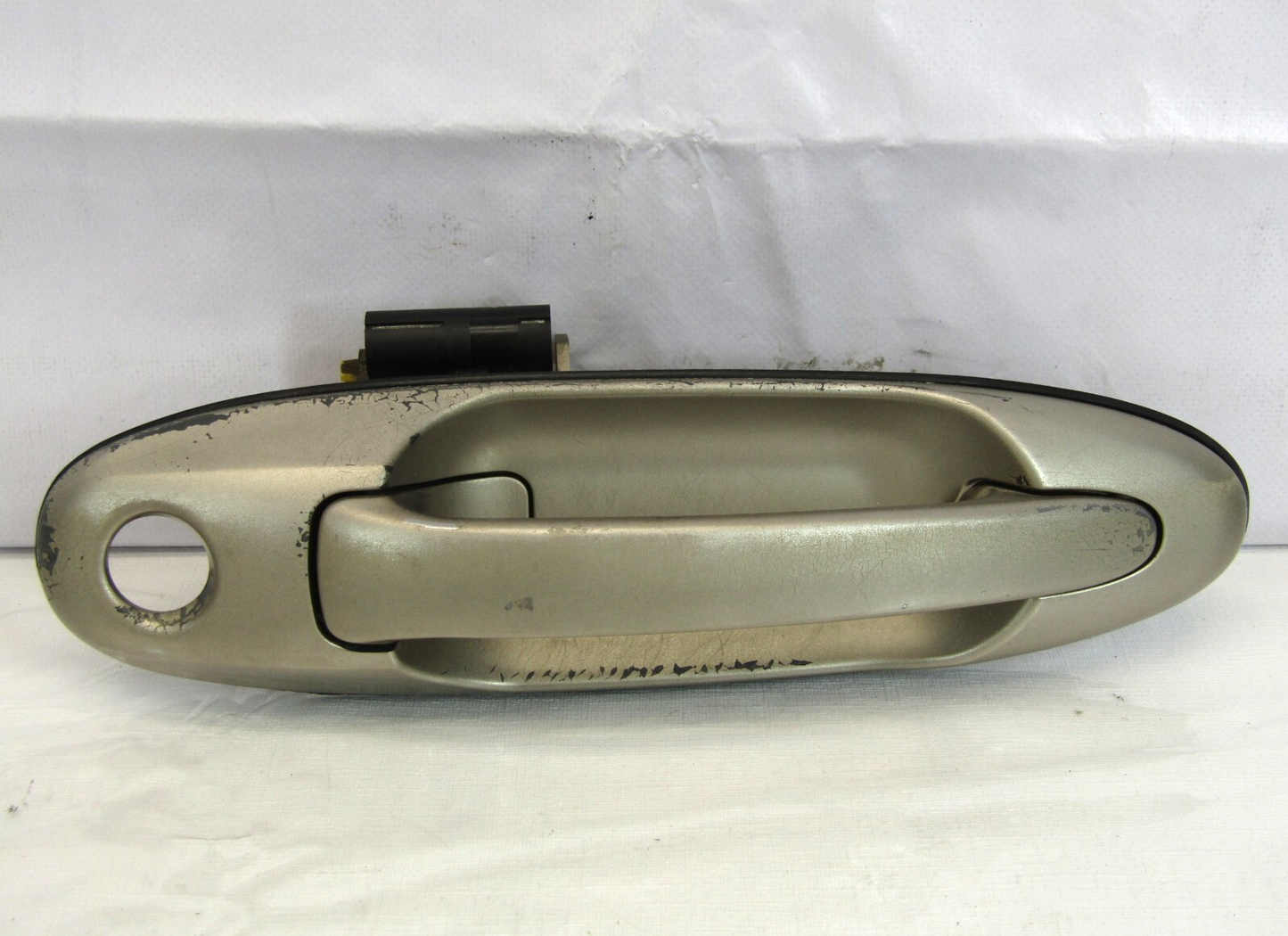 2001-2007 Toyota Sequoia Right Front Exterior Door Handle Assembly OEM