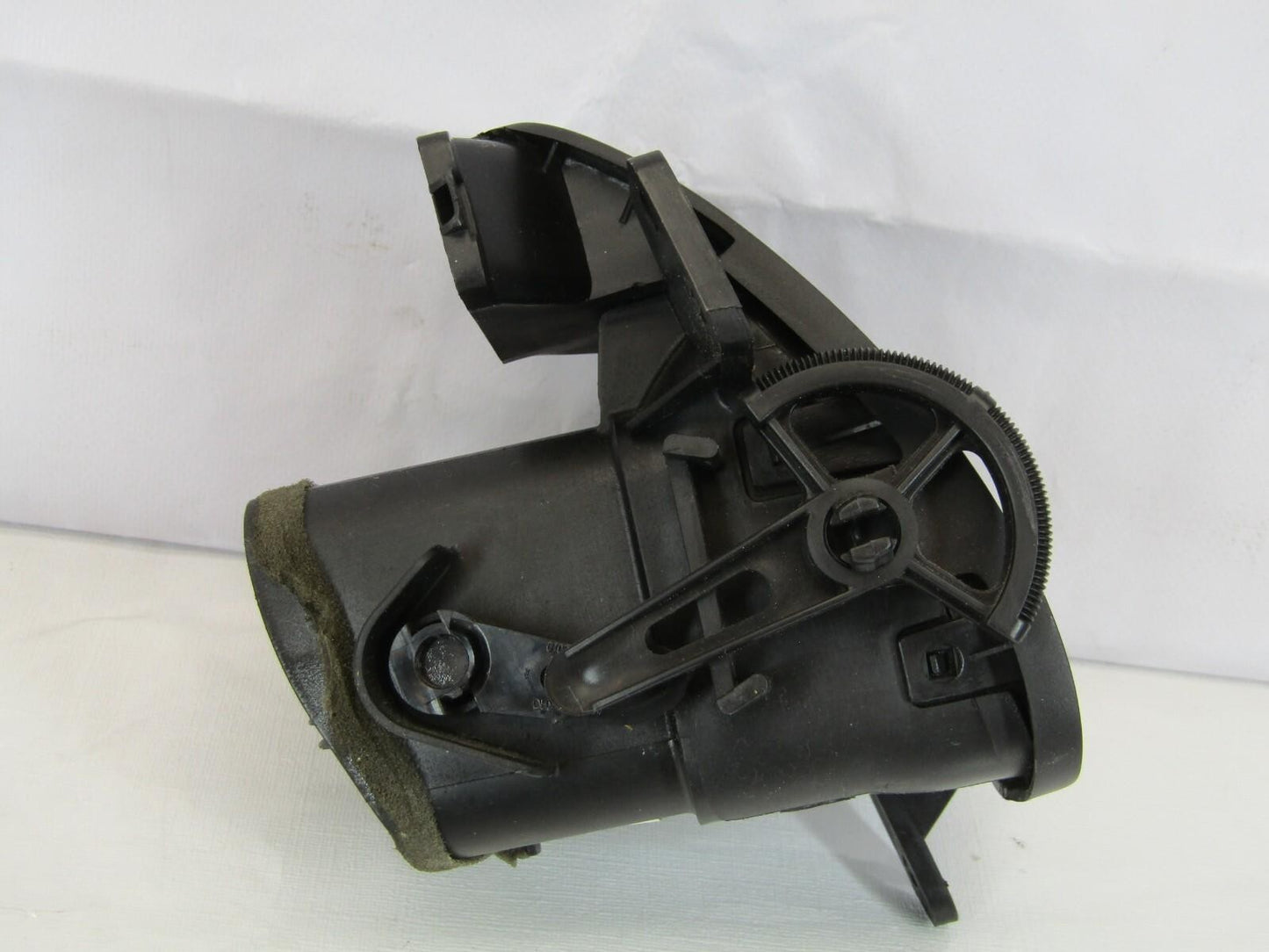 2001-2007 Toyota Sequoia Front Right Dash A/C Vent OEM