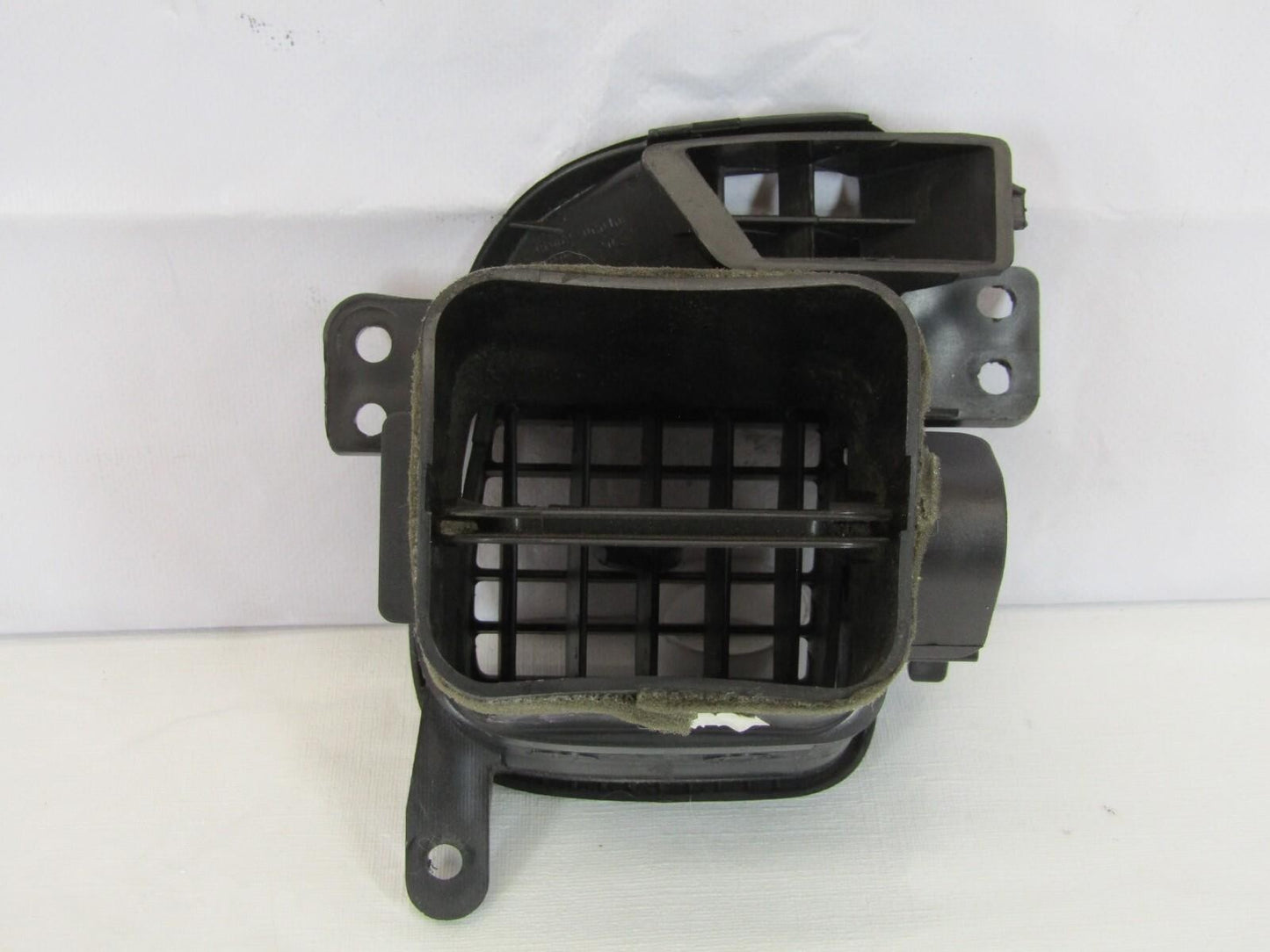 2001-2007 Toyota Sequoia Front Right Dash A/C Vent OEM