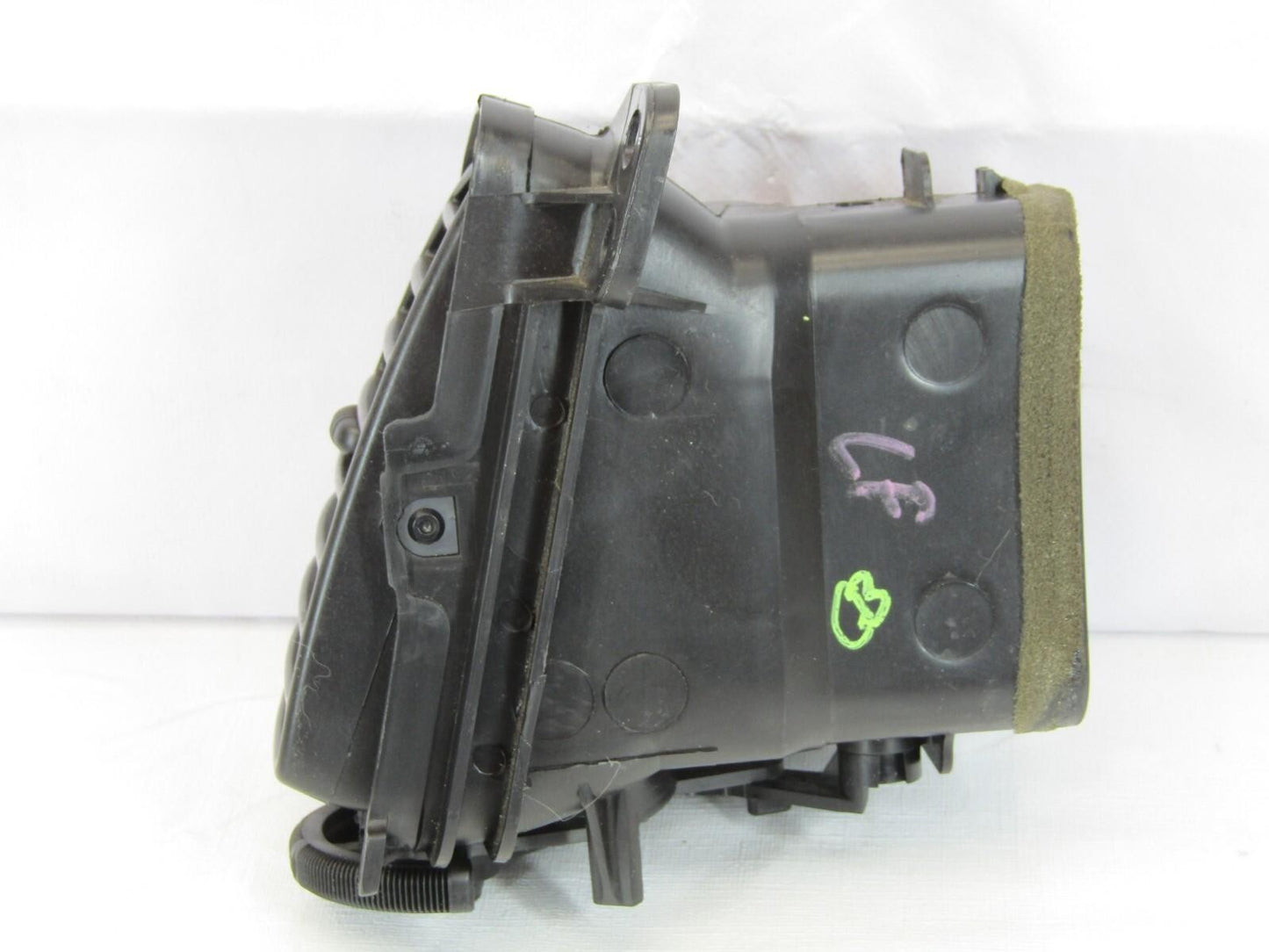 2000-2007 Toyota Sequoia Front Left Dash Outer AC Heater Air Vent OEM