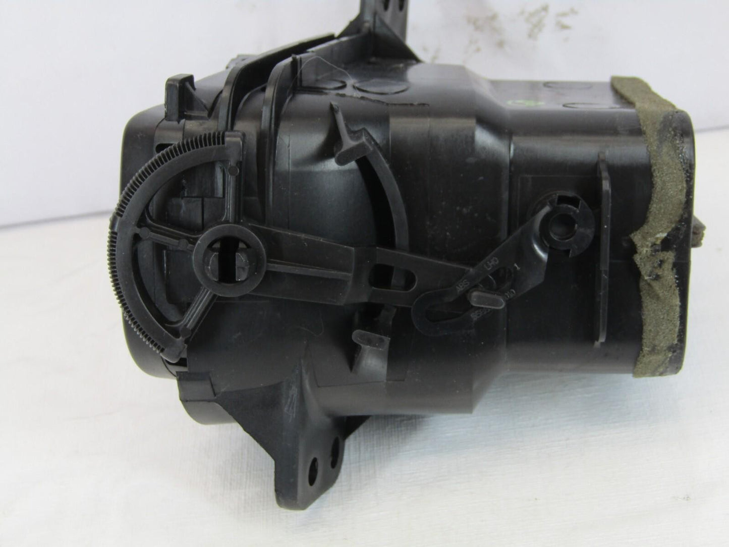 2000-2007 Toyota Sequoia Front Left Dash Outer AC Heater Air Vent OEM